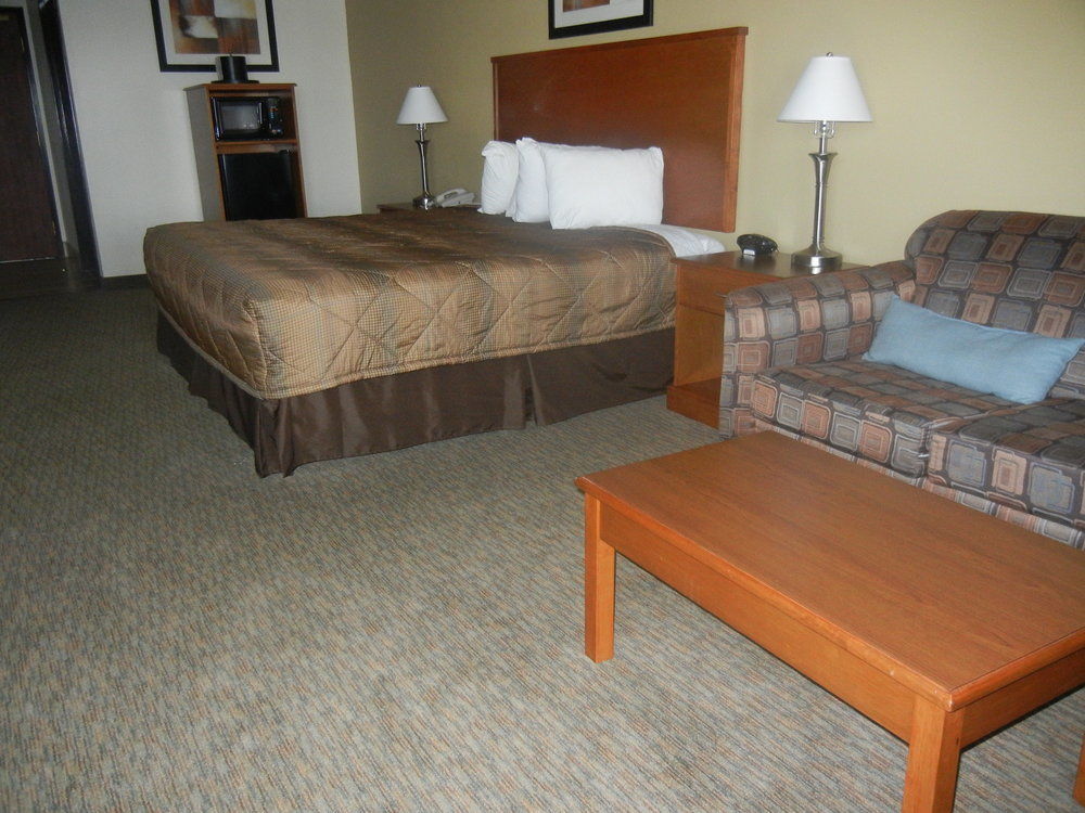Days Inn By Wyndham Phenix City Near Fort Moore Extérieur photo